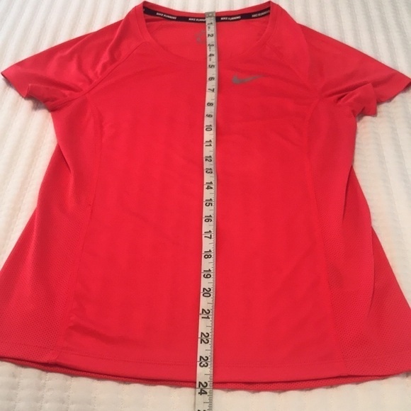 Nike Running Dri-Fit Orange Top Size Small - Picture 11 of 11